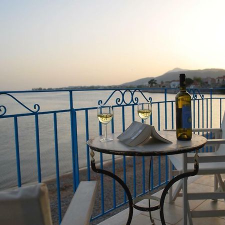 Villa "Pietra E Mare" Nafpaktos Exterior foto